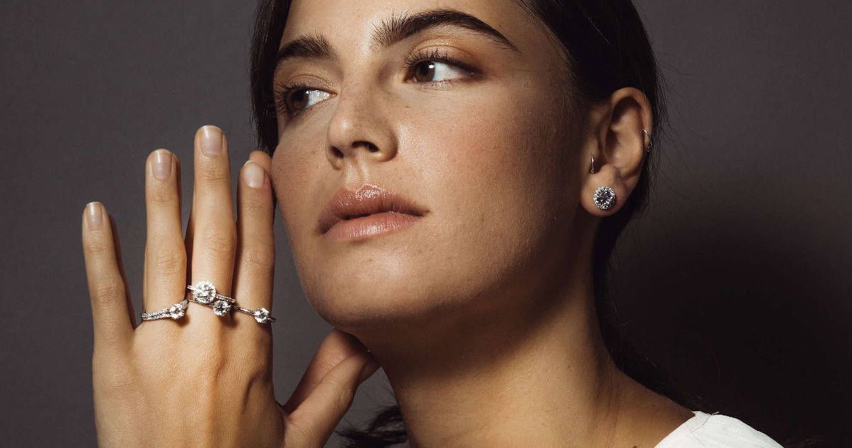 Possiamo creare il vostro gioiello personalizzato, in base alle vostre richieste