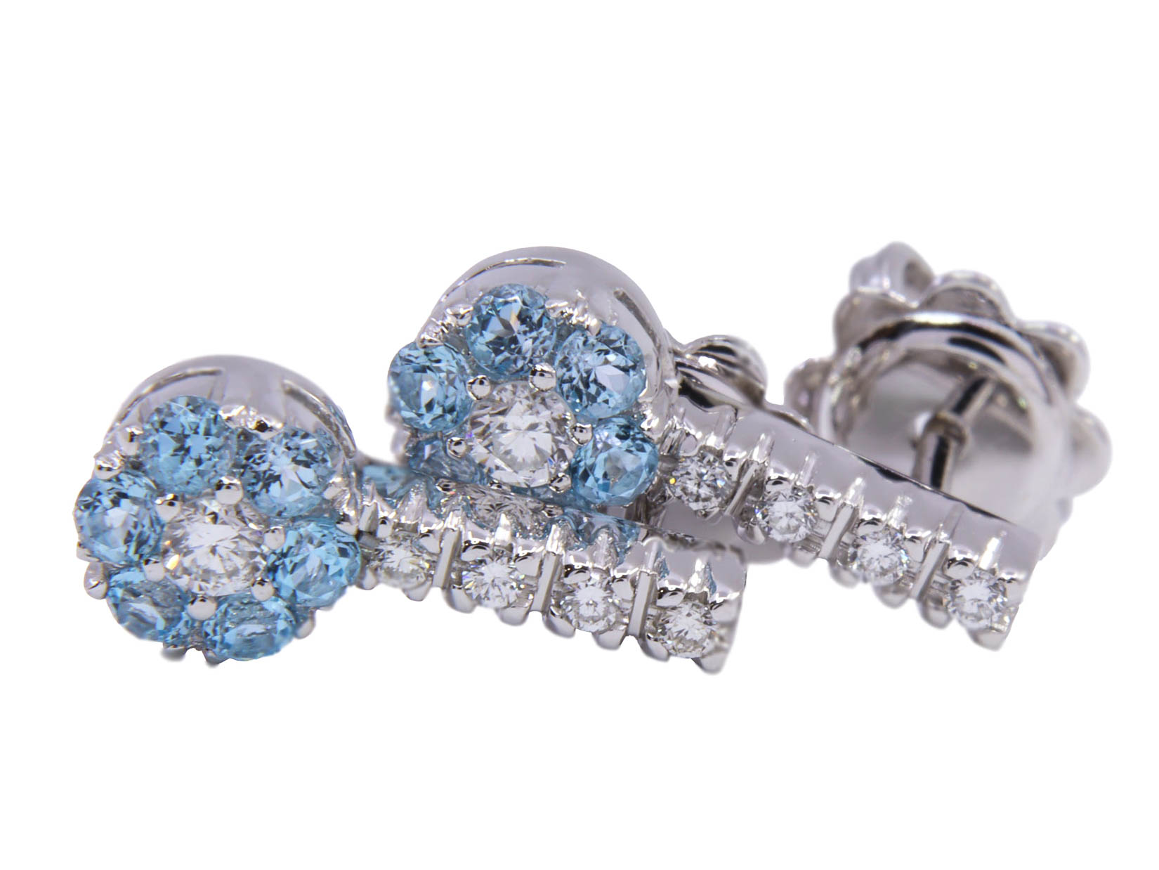 Orecchini in oro bianco 18 Kt. e brillantini per grammi 3,1