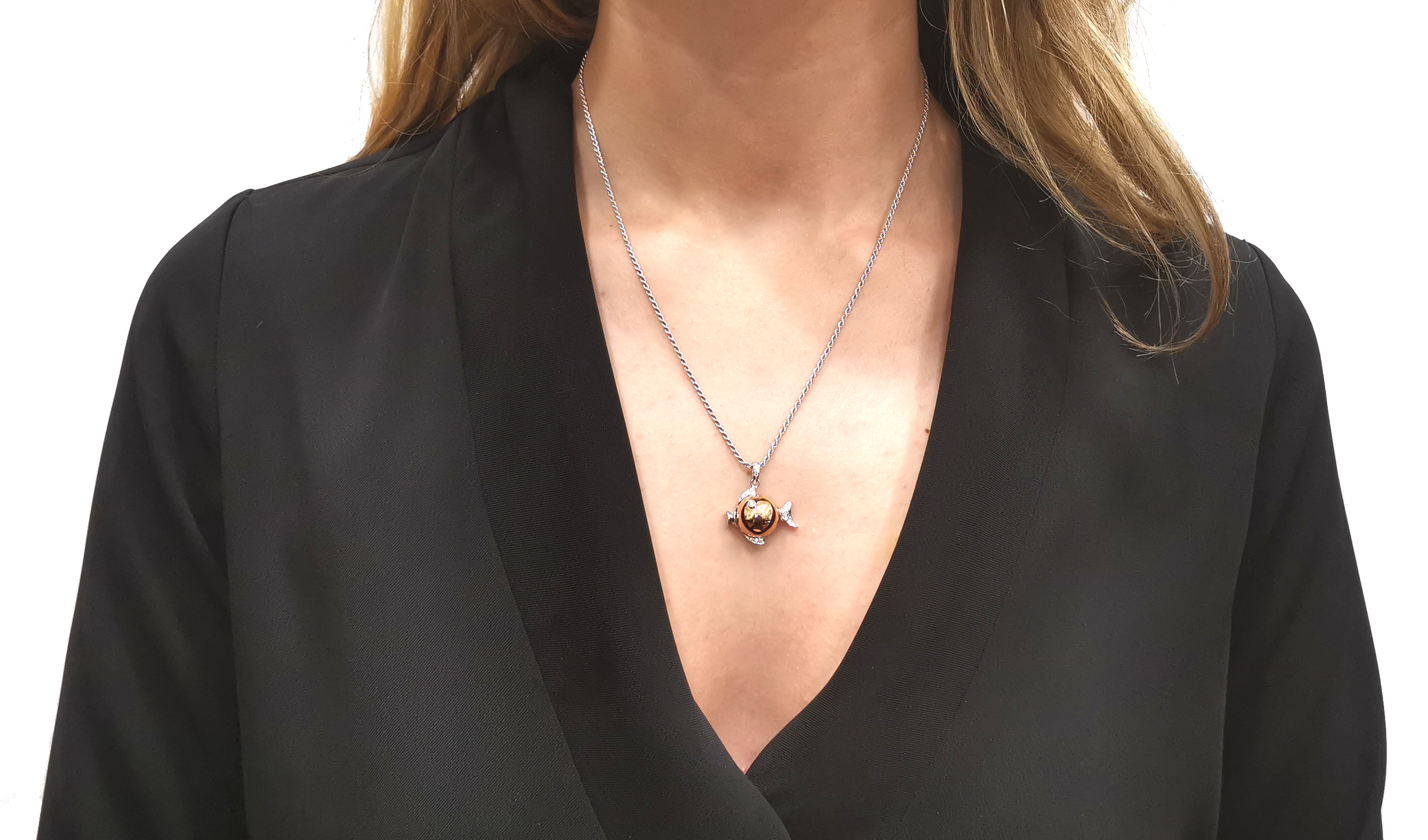 Ciondolo in oro Damiani Pesce con 0,13 di diamanti -  con garanzia originale