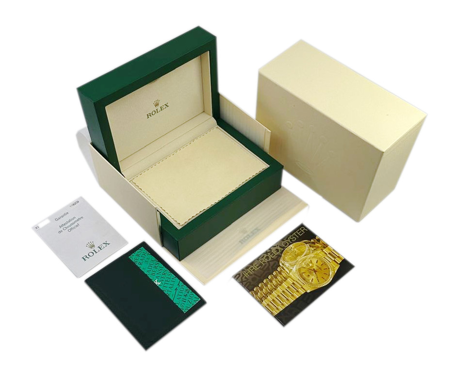 Rolex Day Date ref:118209, Mother Of Pearl Diamonds,  18 kt white Gold, Rolex Warranty and Box, 09/2005