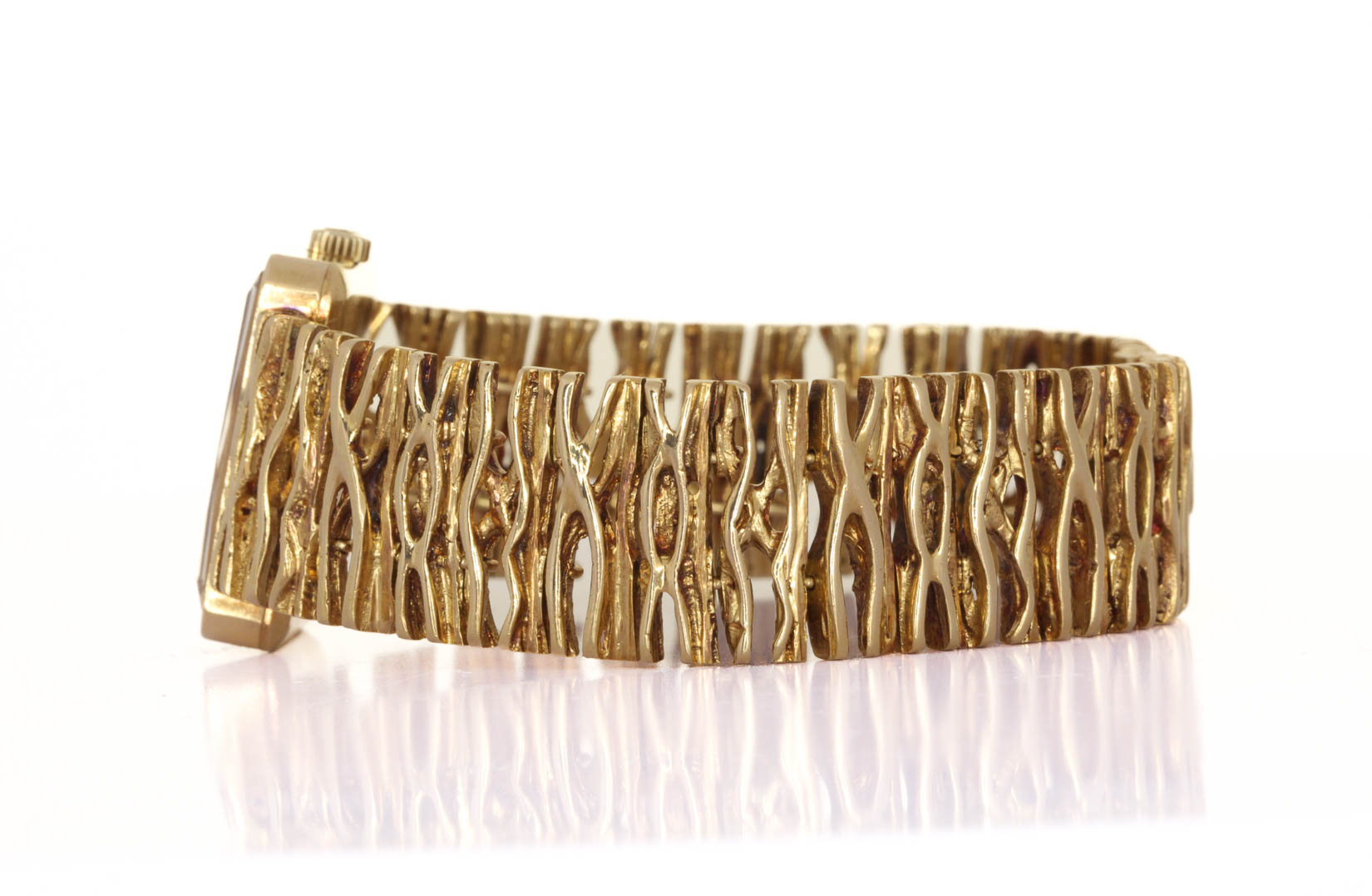 Omega Ref. 8263, De Ville Vintage, 25x23 mm, Circa 1970, Original Bracelet (17,5 cm)  gr.64,1 ad euro 67,08 al grammo