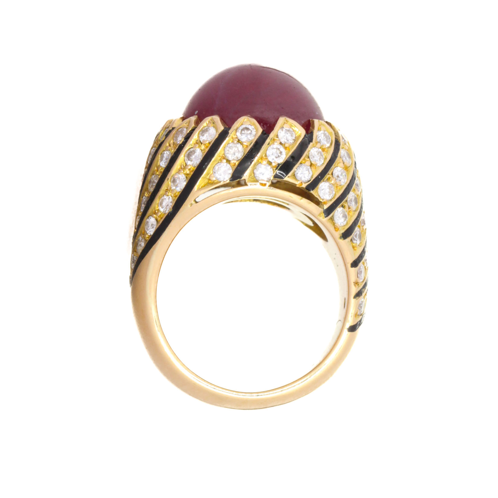 Anello in oro giallo 18 Kt. con pietra rossa e brillanti