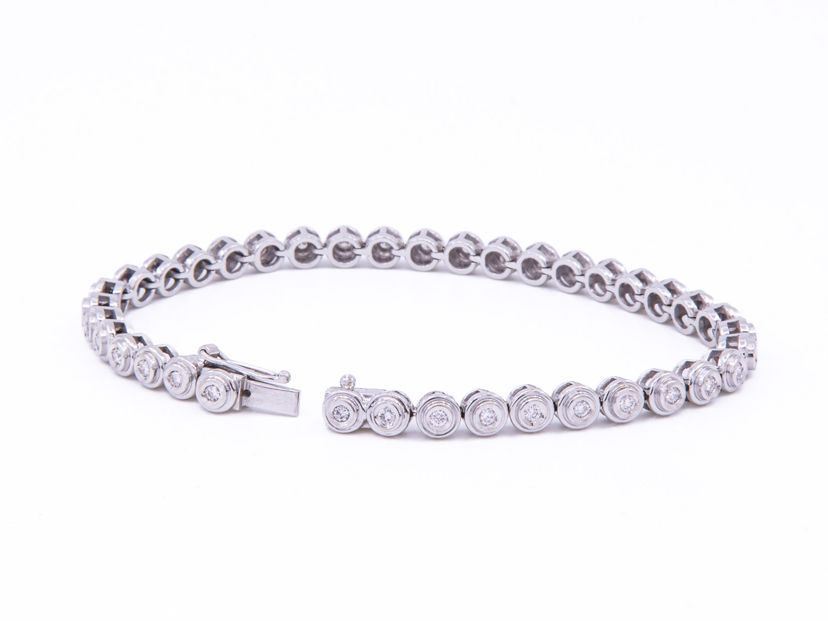 Bracciale tennis Salvini in oro bianco 18 kt. con brillanti