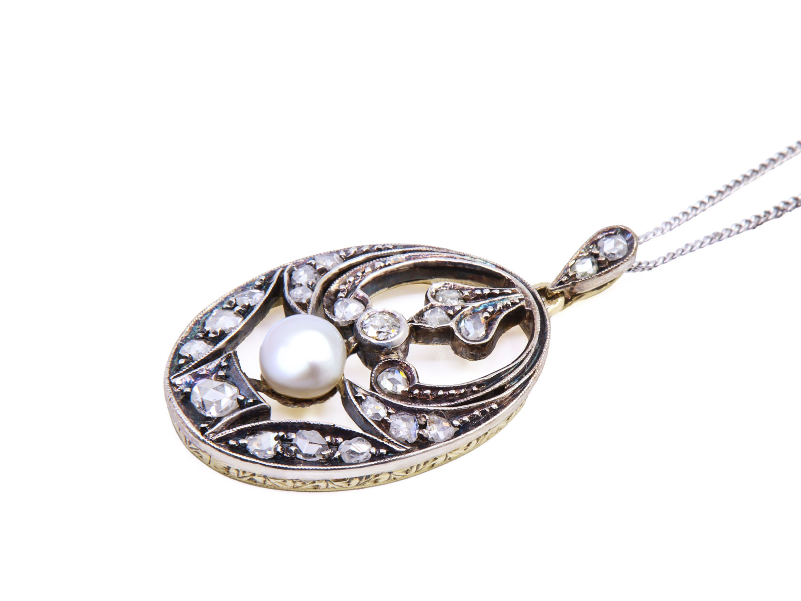 Collana in oro bianco 18Kt gr6.50 e brillanti taglio antico