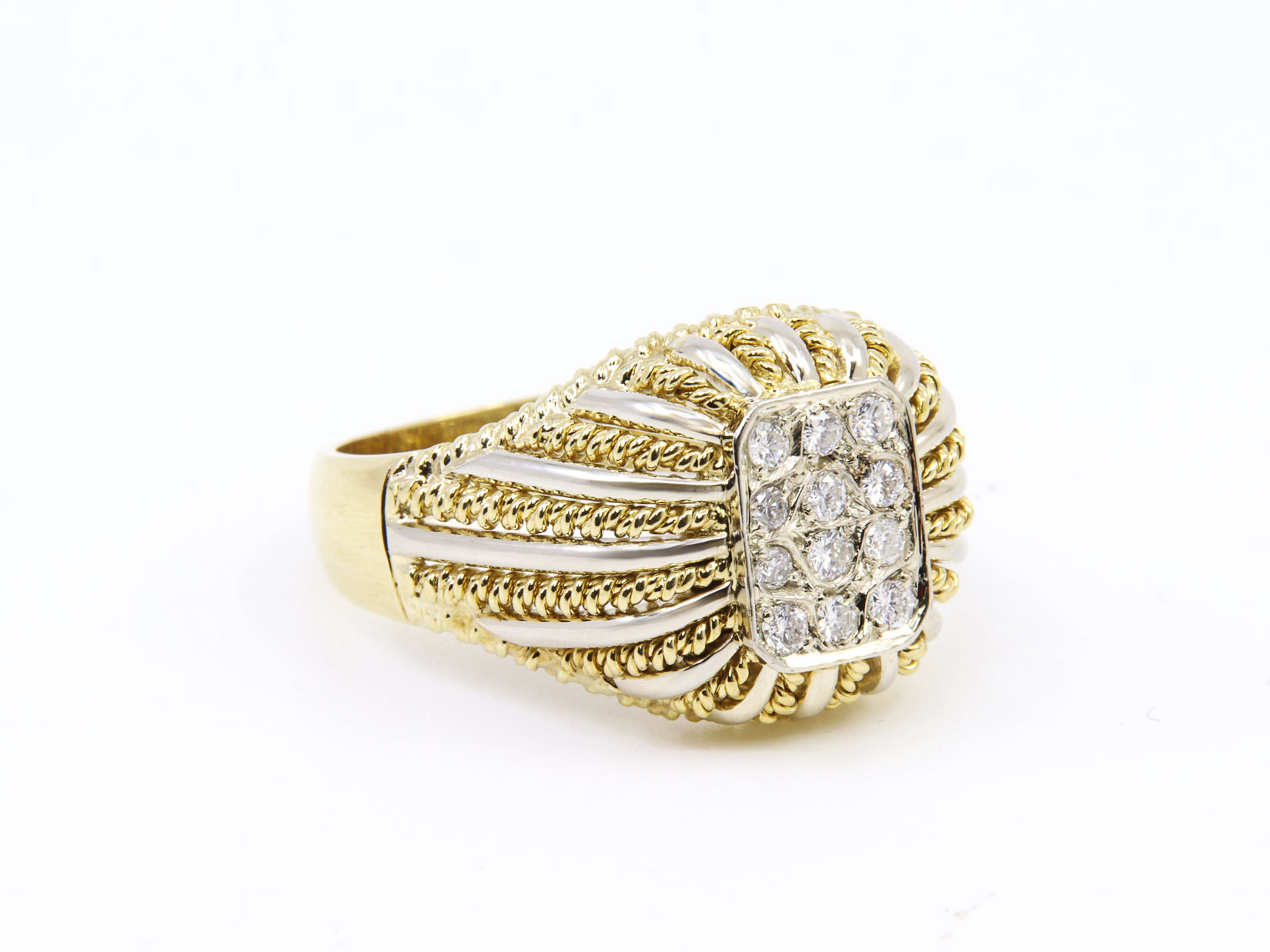 Lotto anello oro giallo 18kt con piccoli brillantiGr. 7,4 Ad euro 52,15 grammo