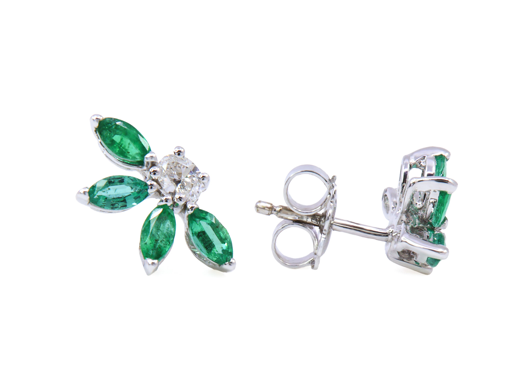 Orecchini oro bianco 18kt gr2.90 - brillanti ct0.25 e smeraldi ct1.12