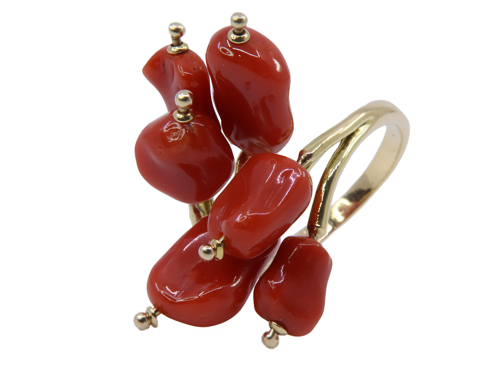 Anello in oro giallo 18 kt. con corallo grammi 8,2